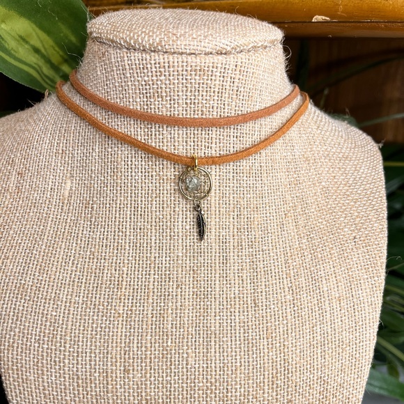 Leather Choker - Picture 1 of 4